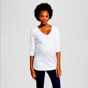 5 for $15. 💙 White Long Sleeved V-Neck Shirt
